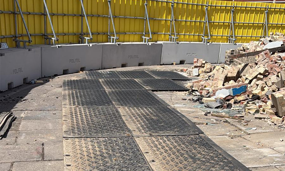 Urban Pavement Protection with MaxiTrack